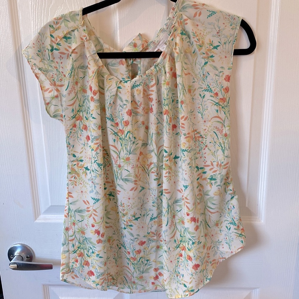 Lauren Conrad short sleeve Blouse